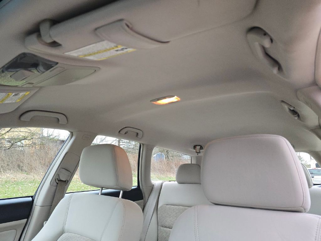 2006 Subaru Legacy Image 21