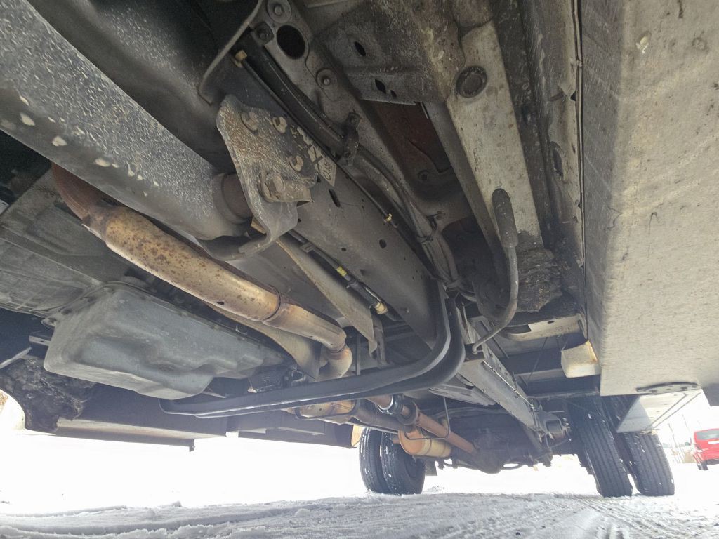 2011 Ford Econoline Image 21