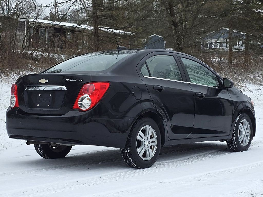 2016 Chevrolet Sonic Image 9