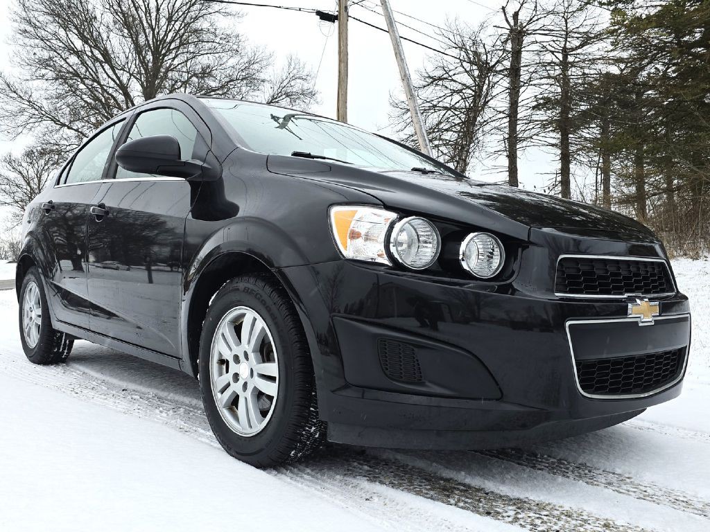2016 Chevrolet Sonic Image 11