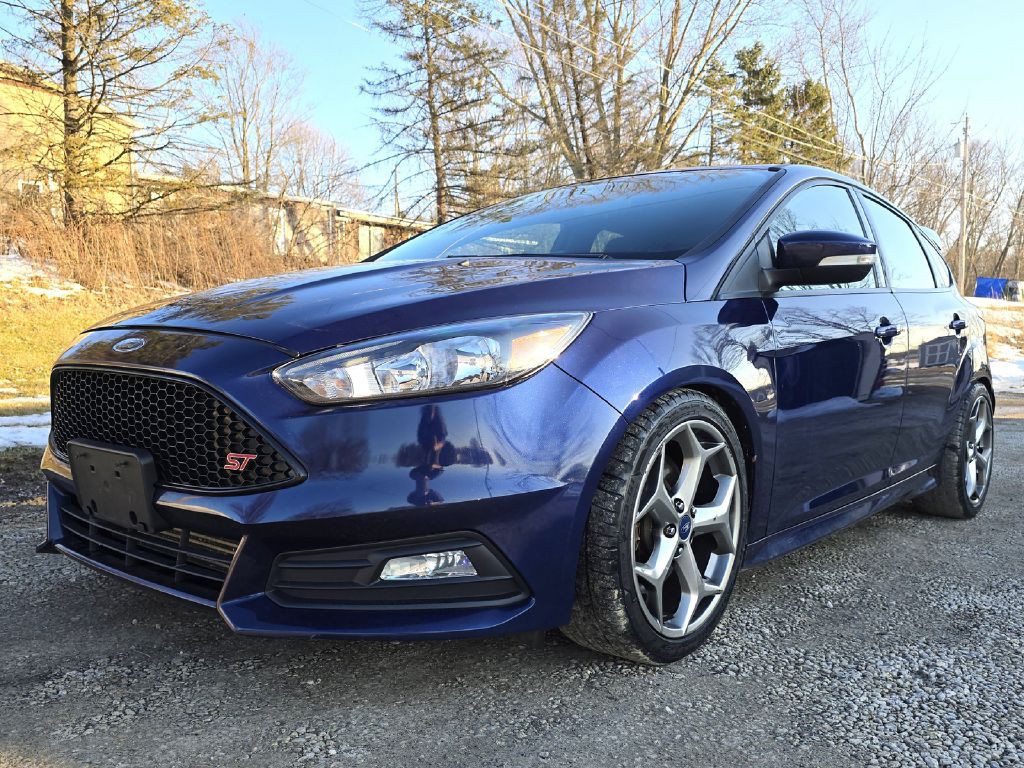 2017 Ford Focus Image 6