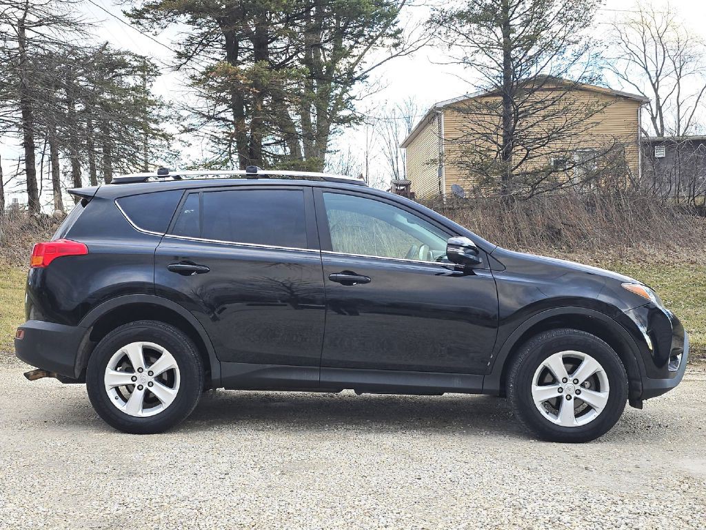 2014 Toyota Rav4 Image 7