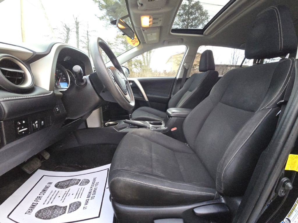 2014 Toyota Rav4 Image 12