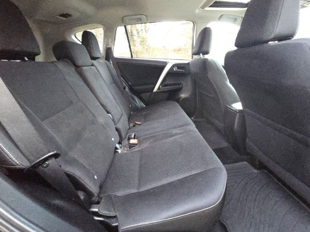 2014 Toyota Rav4 Image 14