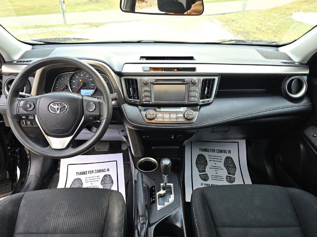 2014 Toyota Rav4 Image 16