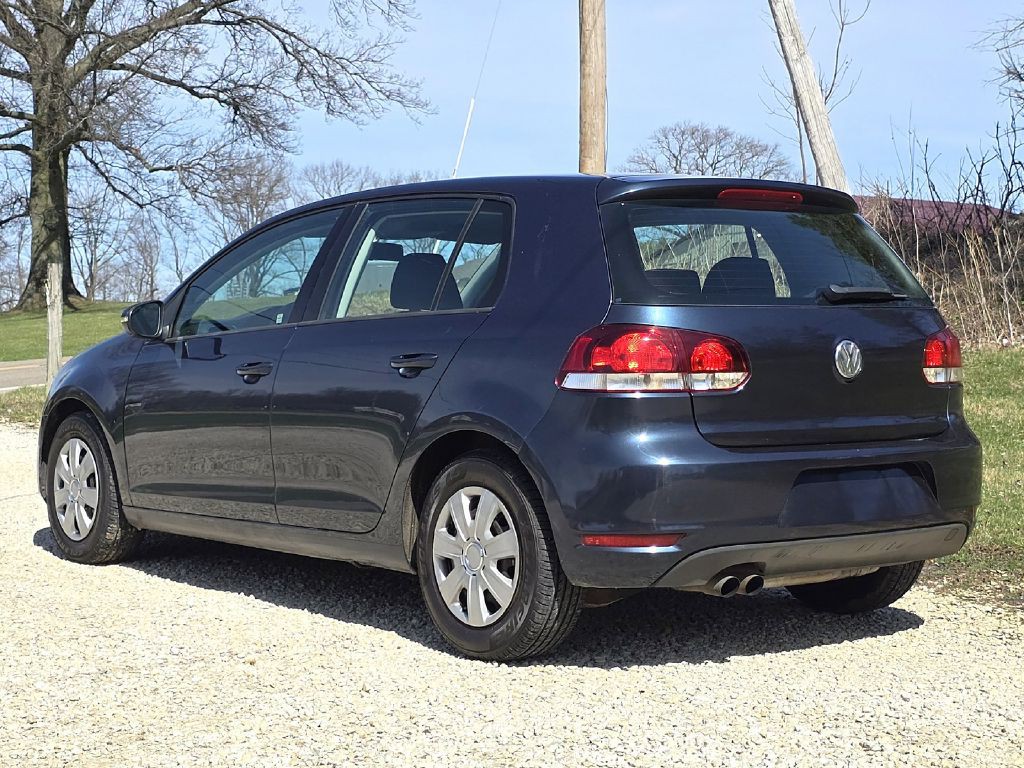 2013 Volkswagen Golf Image 4