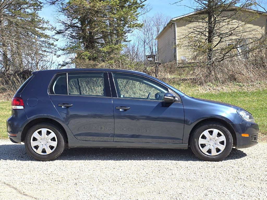 2013 Volkswagen Golf Image 8