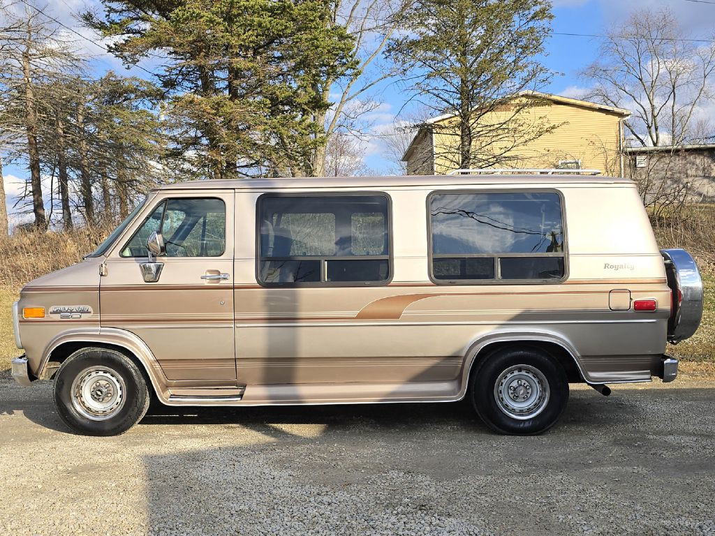 1994 Chevrolet G20 Image 3