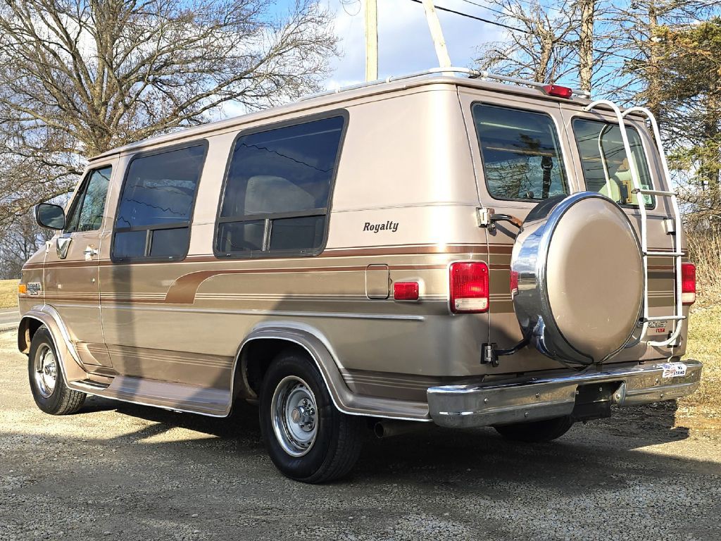 1994 Chevrolet G20 Image 4