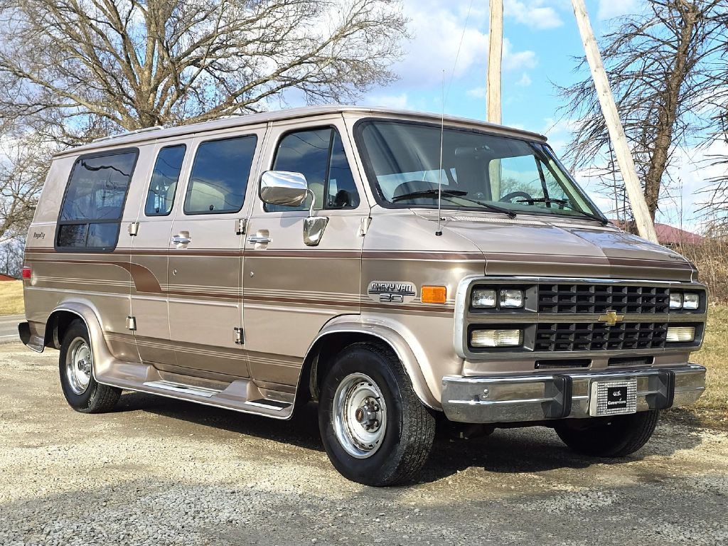 1994 Chevrolet G20 Image 7