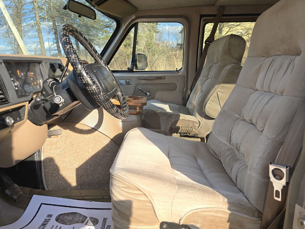 1994 Chevrolet G20 Image 13