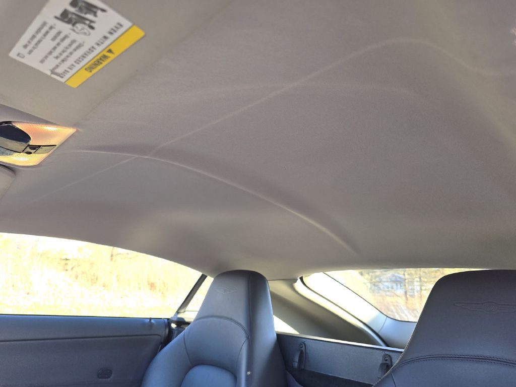 2007 Chrysler Crossfire Image 18