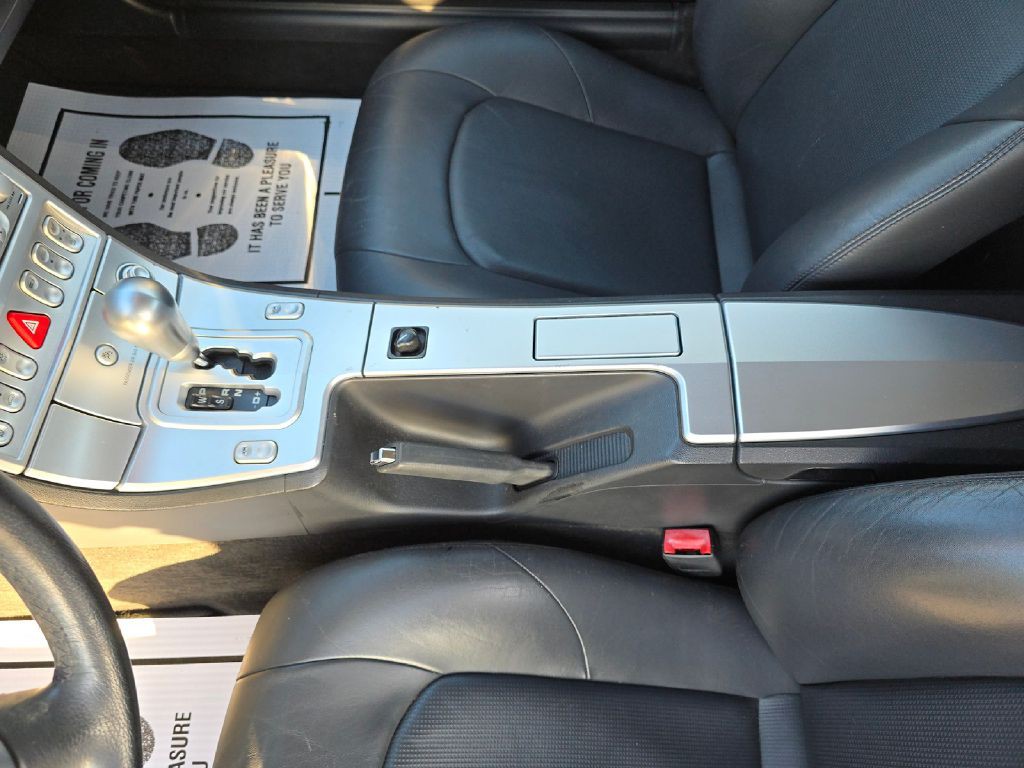 2007 Chrysler Crossfire Image 19