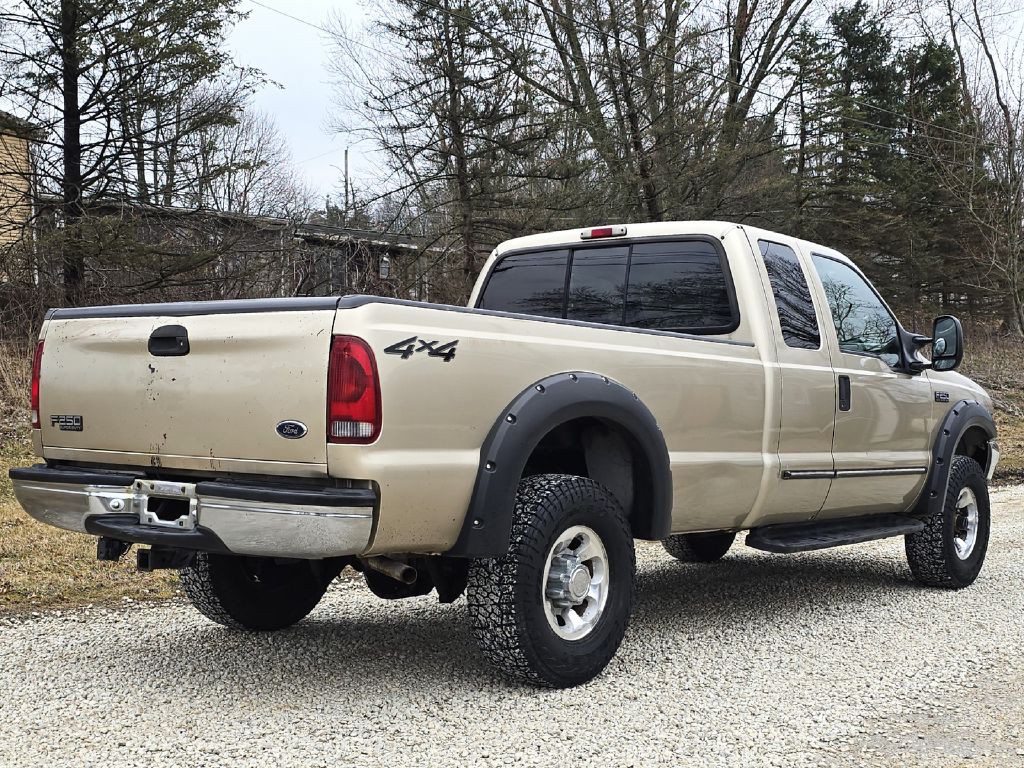 2000 Ford F-250 Image 9