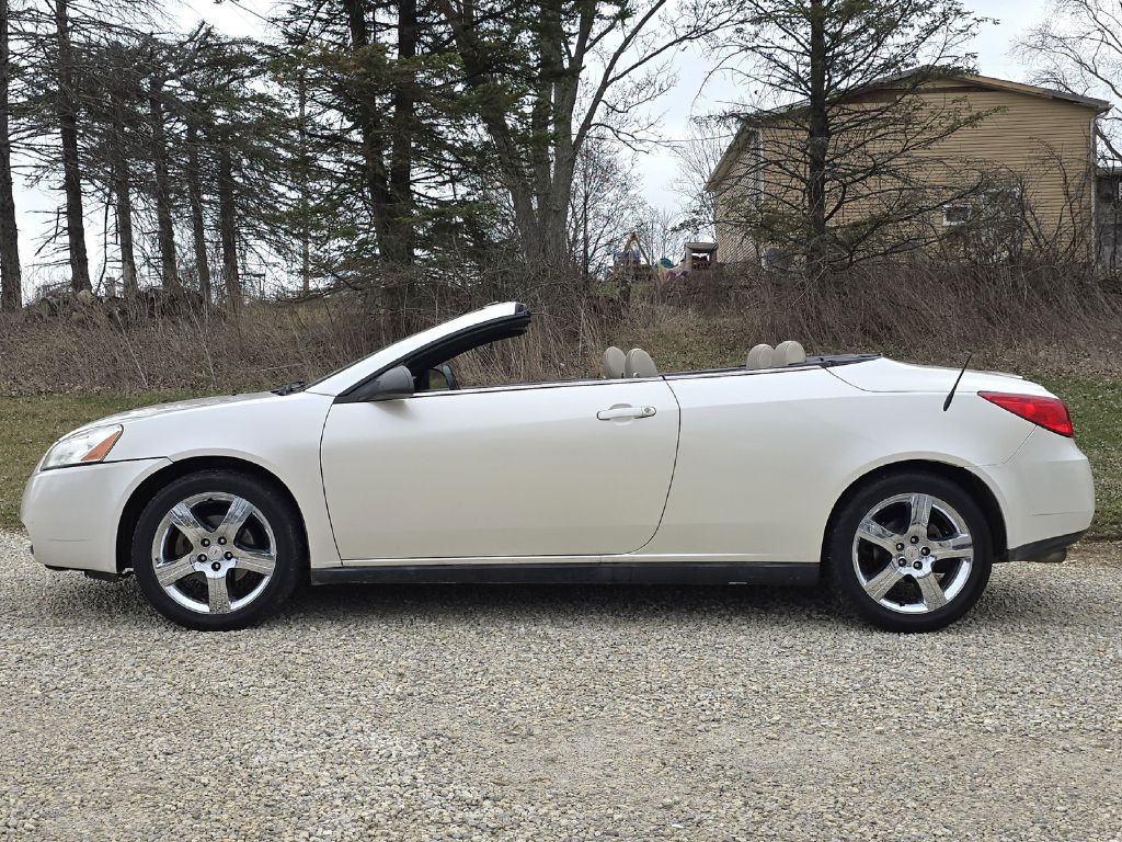 2009 Pontiac G6 Image 3