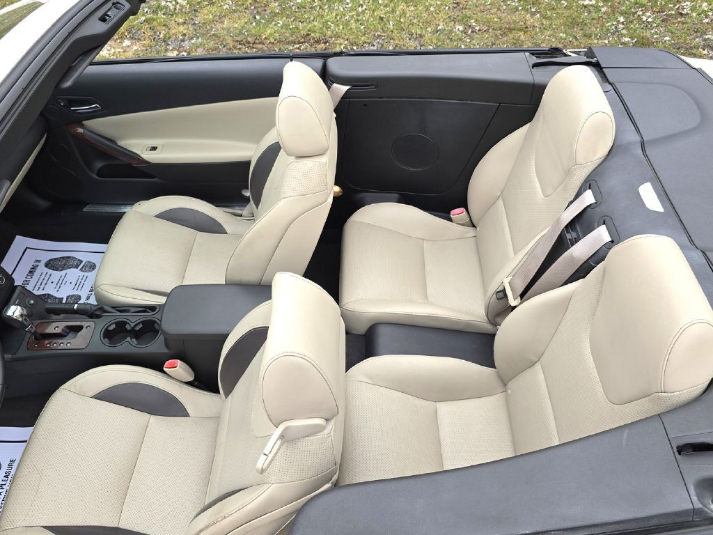 2009 Pontiac G6 Image 14