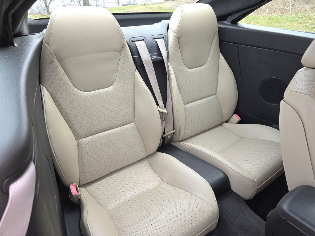 2009 Pontiac G6 Image 16