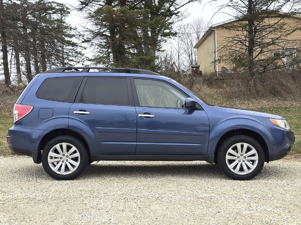 2011 Subaru Forester Image 8