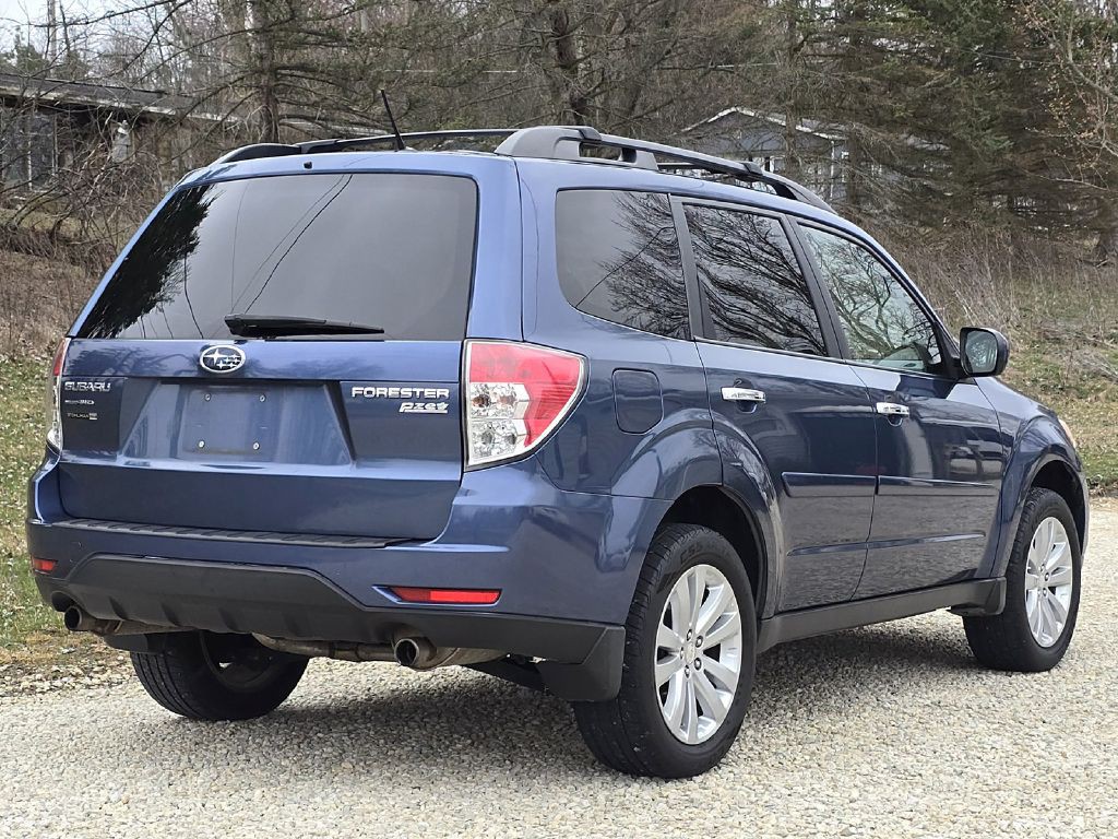 2011 Subaru Forester Image 9