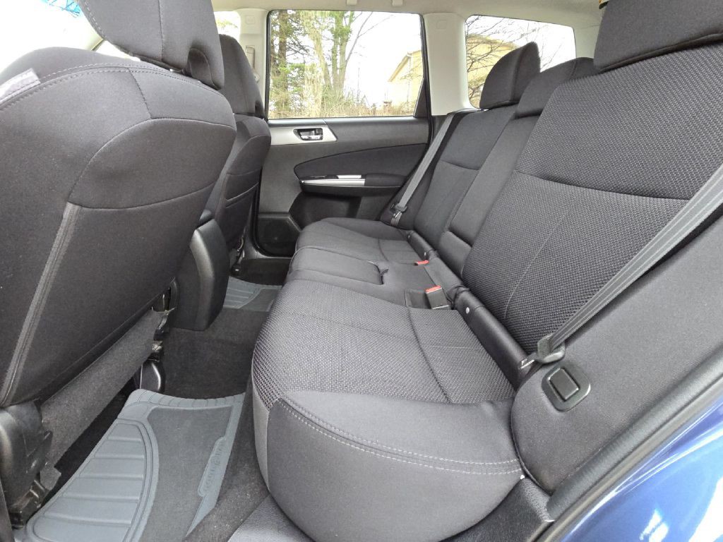 2011 Subaru Forester Image 14