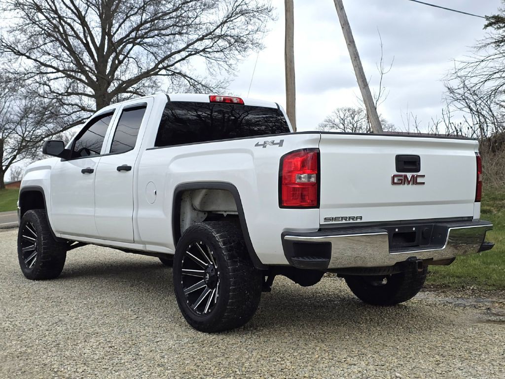 2015 GMC Sierra Image 4