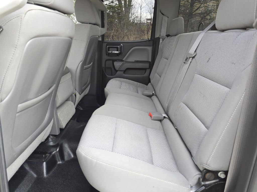 2015 GMC Sierra Image 13