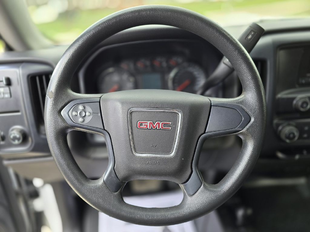 2015 GMC Sierra Image 17