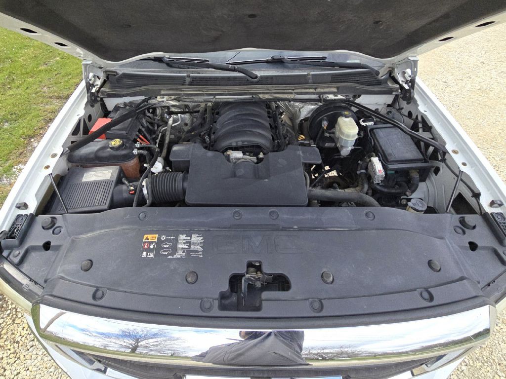 2015 GMC Sierra Image 24