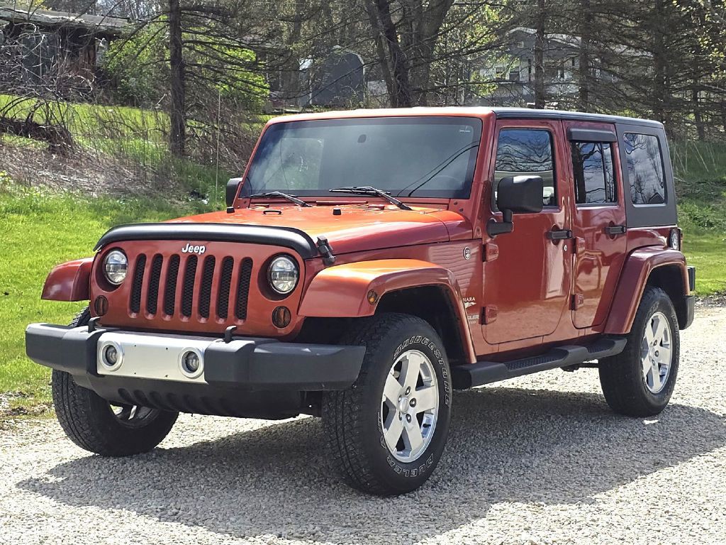 2009 Jeep Wrangler Unlimited Image 2