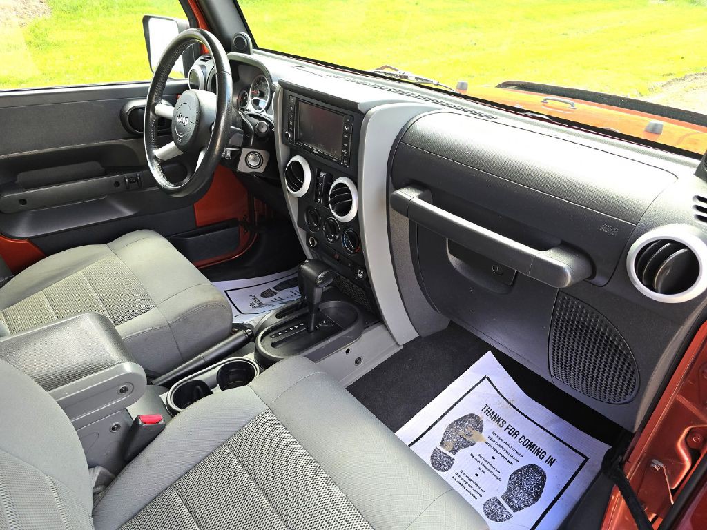 2009 Jeep Wrangler Unlimited Image 17