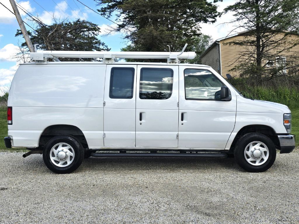 2014 Ford Econoline Image 8