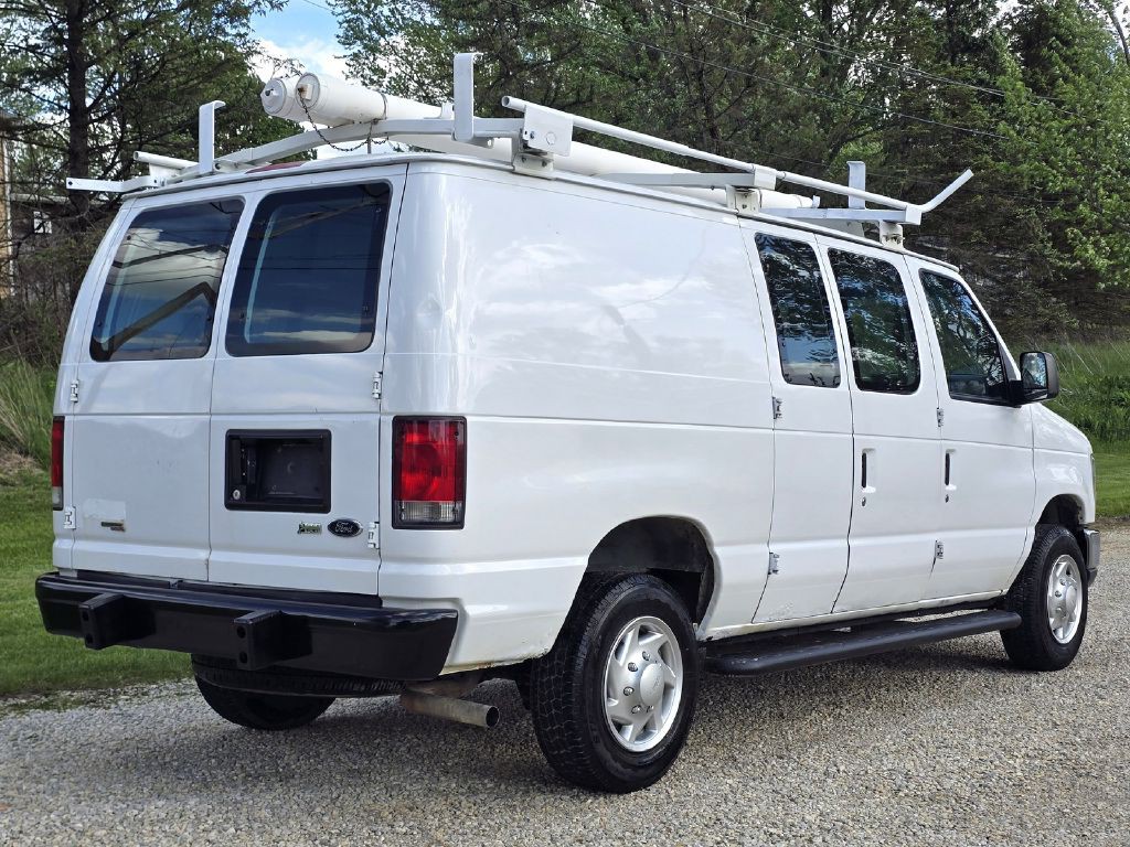 2014 Ford Econoline Image 9