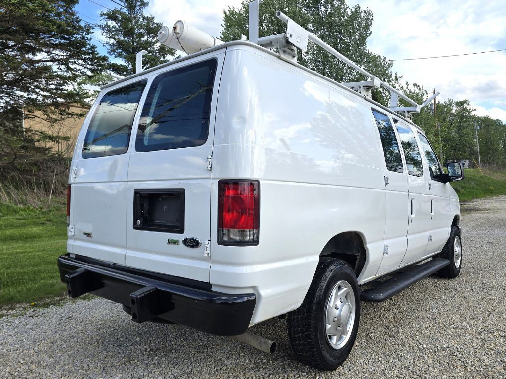 2014 Ford Econoline Image 10