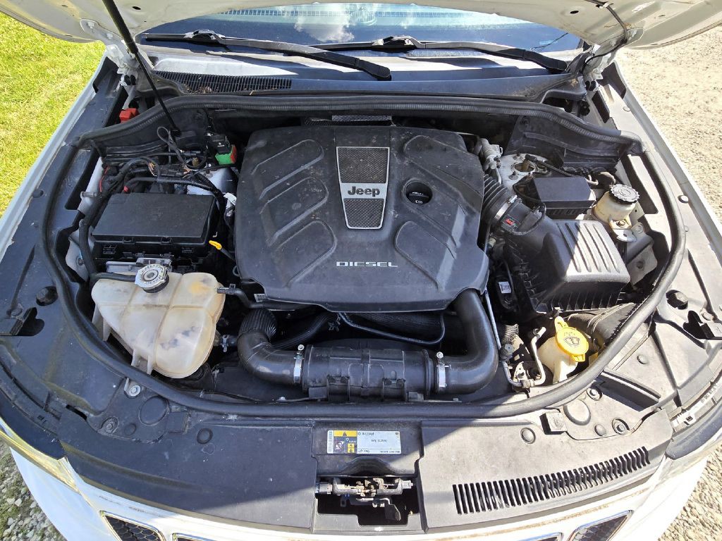2015 Jeep Grand Cherokee Image 24