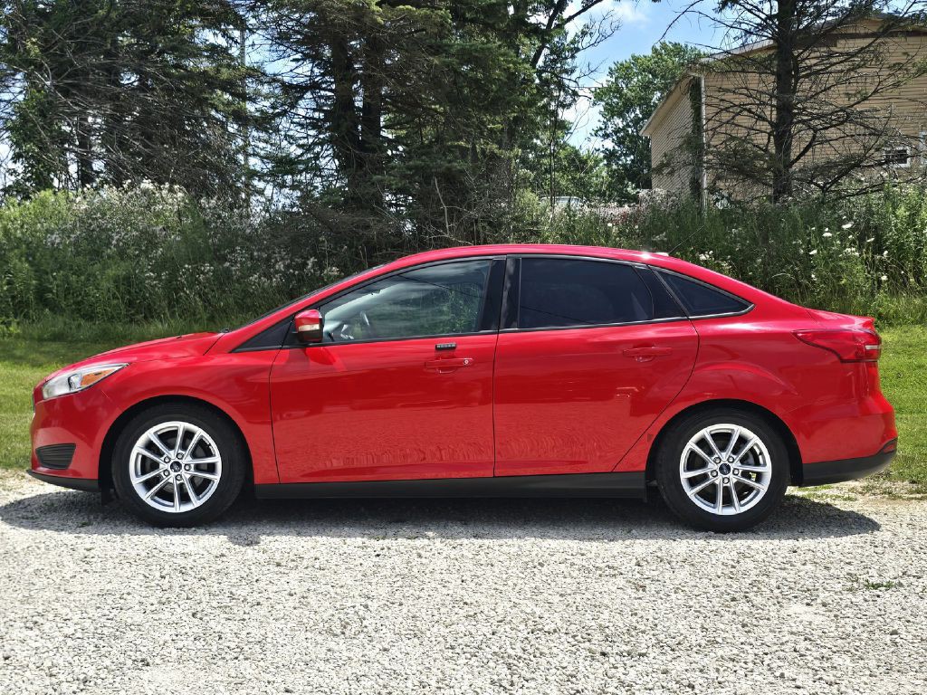 2016 Ford Focus Image 3