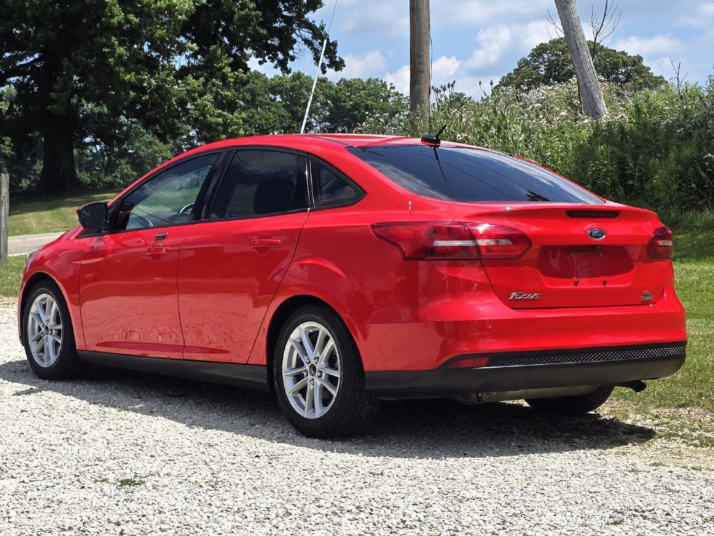 2016 Ford Focus Image 4