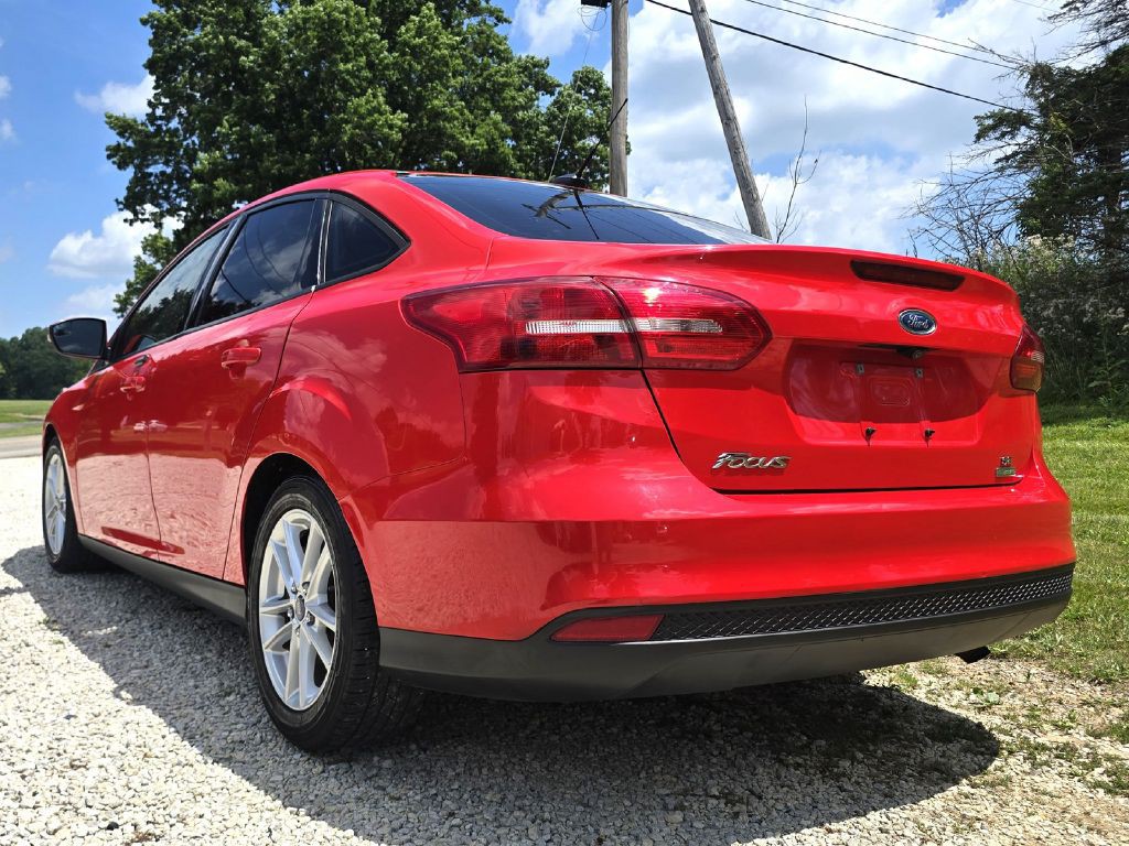 2016 Ford Focus Image 5