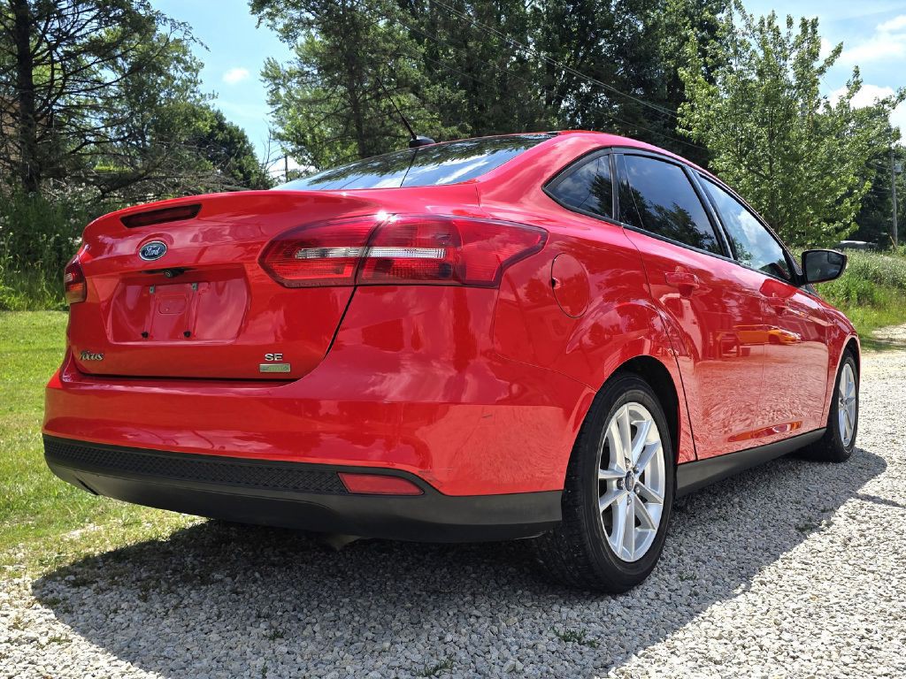 2016 Ford Focus Image 10
