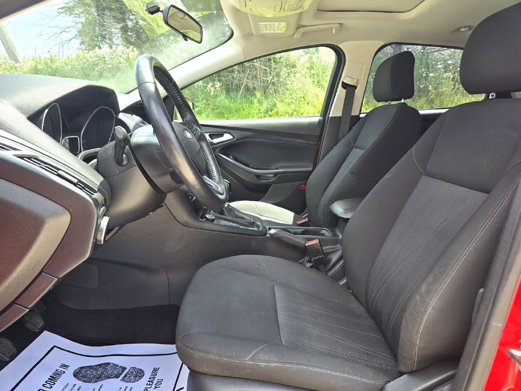 2016 Ford Focus Image 13
