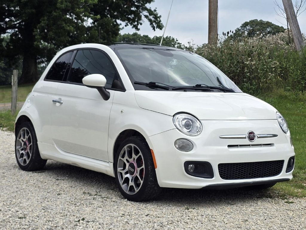 2015 FIAT 500 Image 7