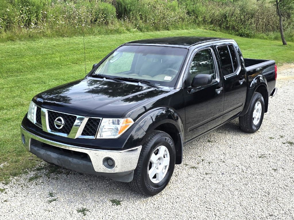 2005 Nissan Frontier Image 1