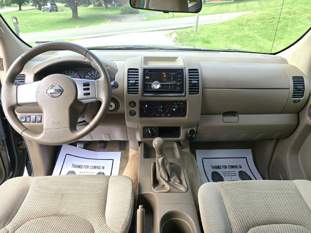 2005 Nissan Frontier Image 18
