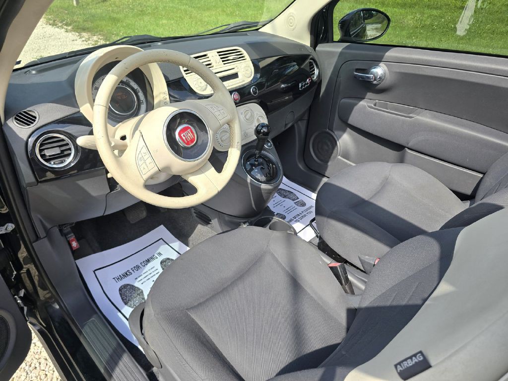 2013 FIAT 500 Image 12