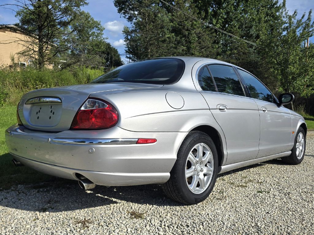 2004 Jaguar S-TYPE Image 10
