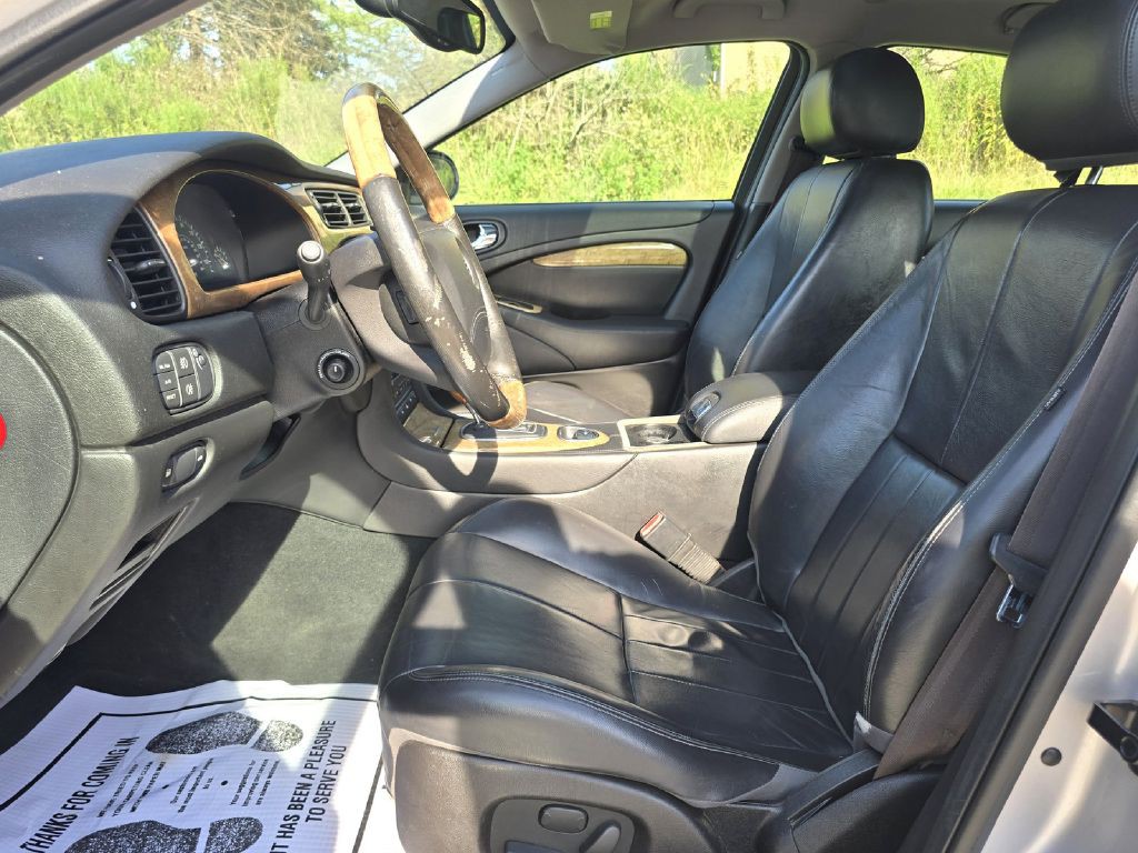 2004 Jaguar S-TYPE Image 13