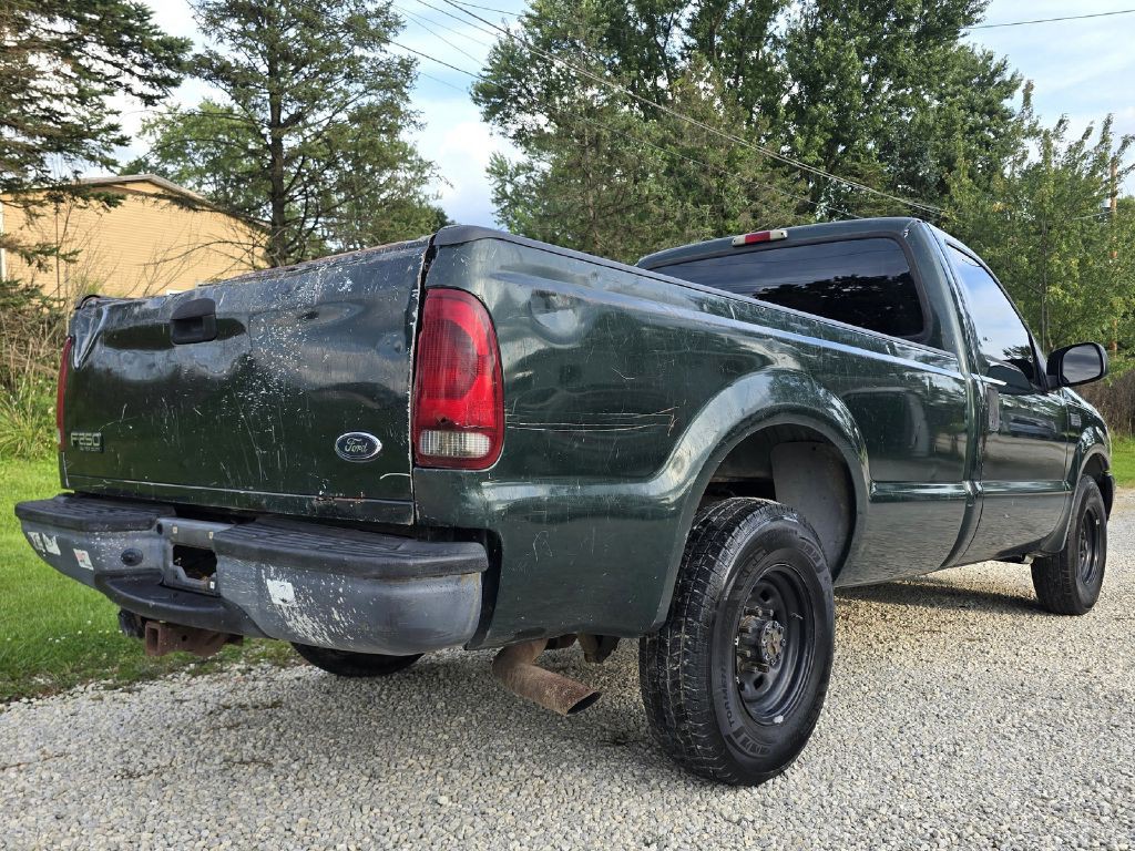 2003 Ford F-250 Image 10