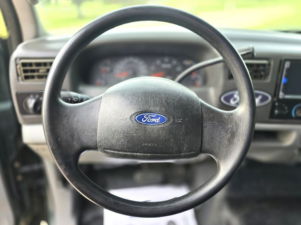 2003 Ford F-250 Image 18