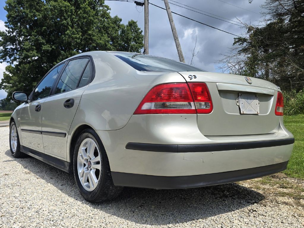 2005 Saab 9-3 Image 5