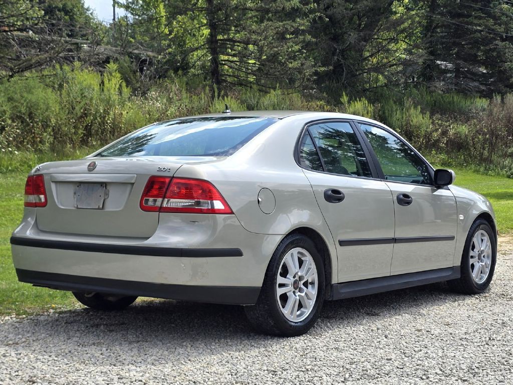 2005 Saab 9-3 Image 9