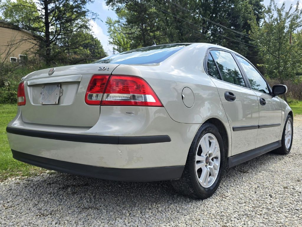 2005 Saab 9-3 Image 10